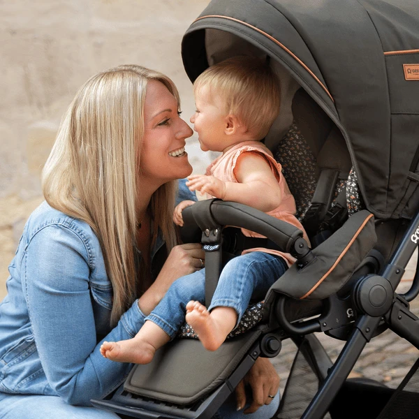 GESSLEIN Combi Kinderwagen F4 Air+, Olijf / Gebloemd - Afbeelding 2